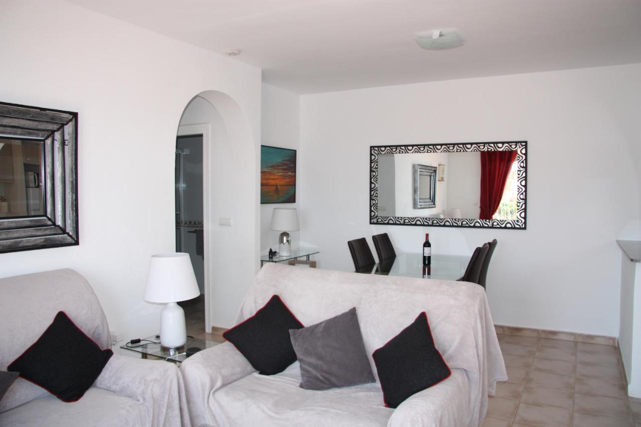South Facing Apartment, Fantastic Sea Views,Terrace, 300M Beach モハカル エクステリア 写真
