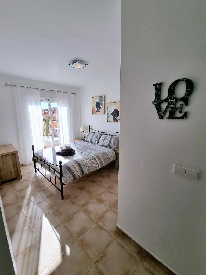 South Facing Apartment, Fantastic Sea Views,Terrace, 300M Beach モハカル エクステリア 写真